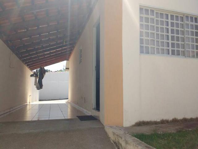 #690 - Casa para Venda em Nova Resende - MG - 2