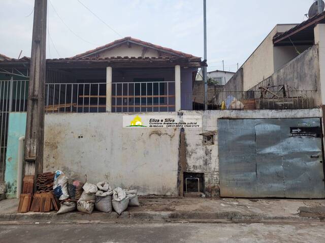 Venda em Vila Santa Terezinha - Nova Resende