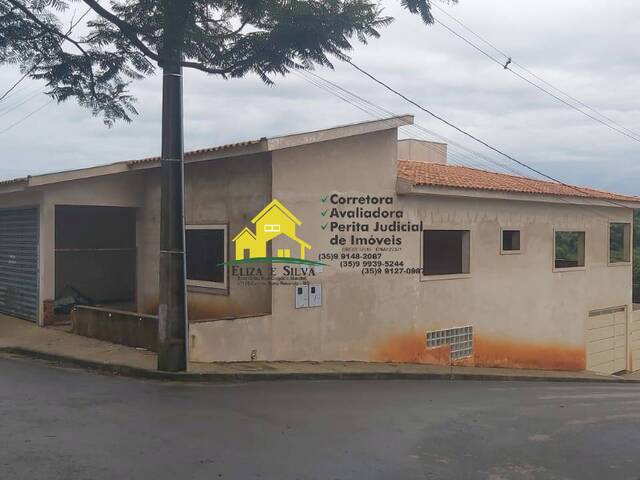 #1046 - Casa para Venda em Nova Resende - MG - 2