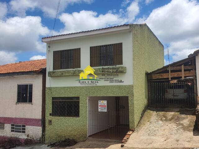 #1063 - Sobrado para Venda em Nova Resende - MG